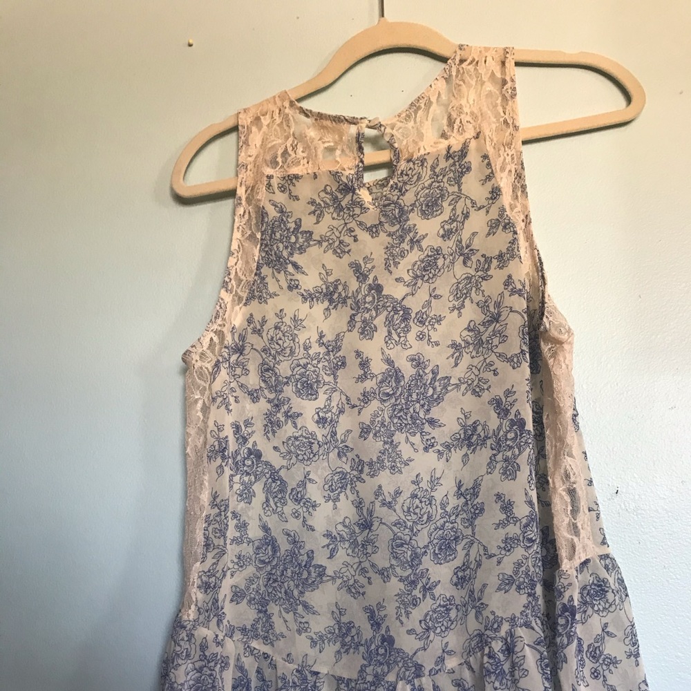 Boho flowy sheer top.